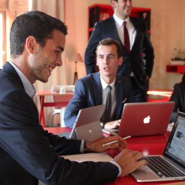 Nos étudiants en Management de l’Hôtellerie remportent le challenge Cesim Elite Tournament