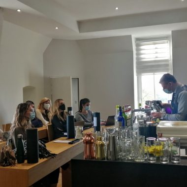 Mixologie, pâtisserie ou encore Think Tank hôtelier au programme d’un Workshop sur-mesure pour nos étudiants de MSc
