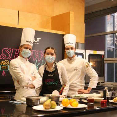 « Show Cooking », une émission culinaire animée par les étudiants, pour les étudiants
