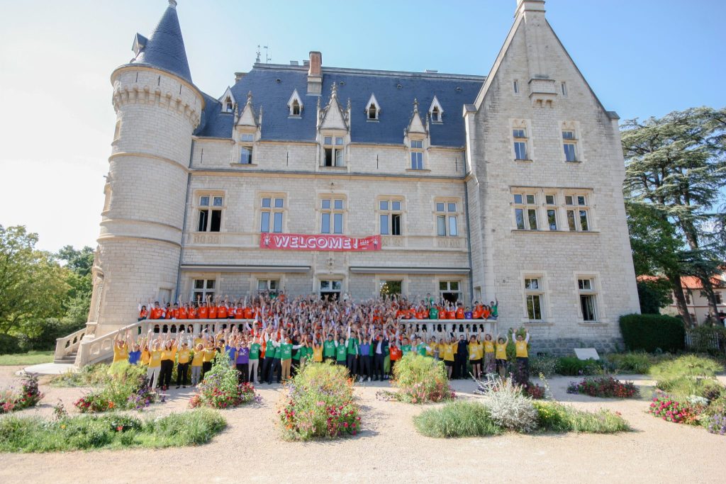 photo promotion IPB 2022