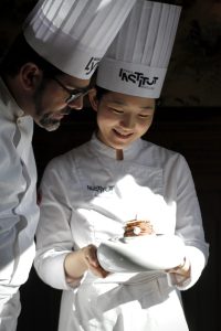 Notre étudiante avec David FILLAT, Chef formateur