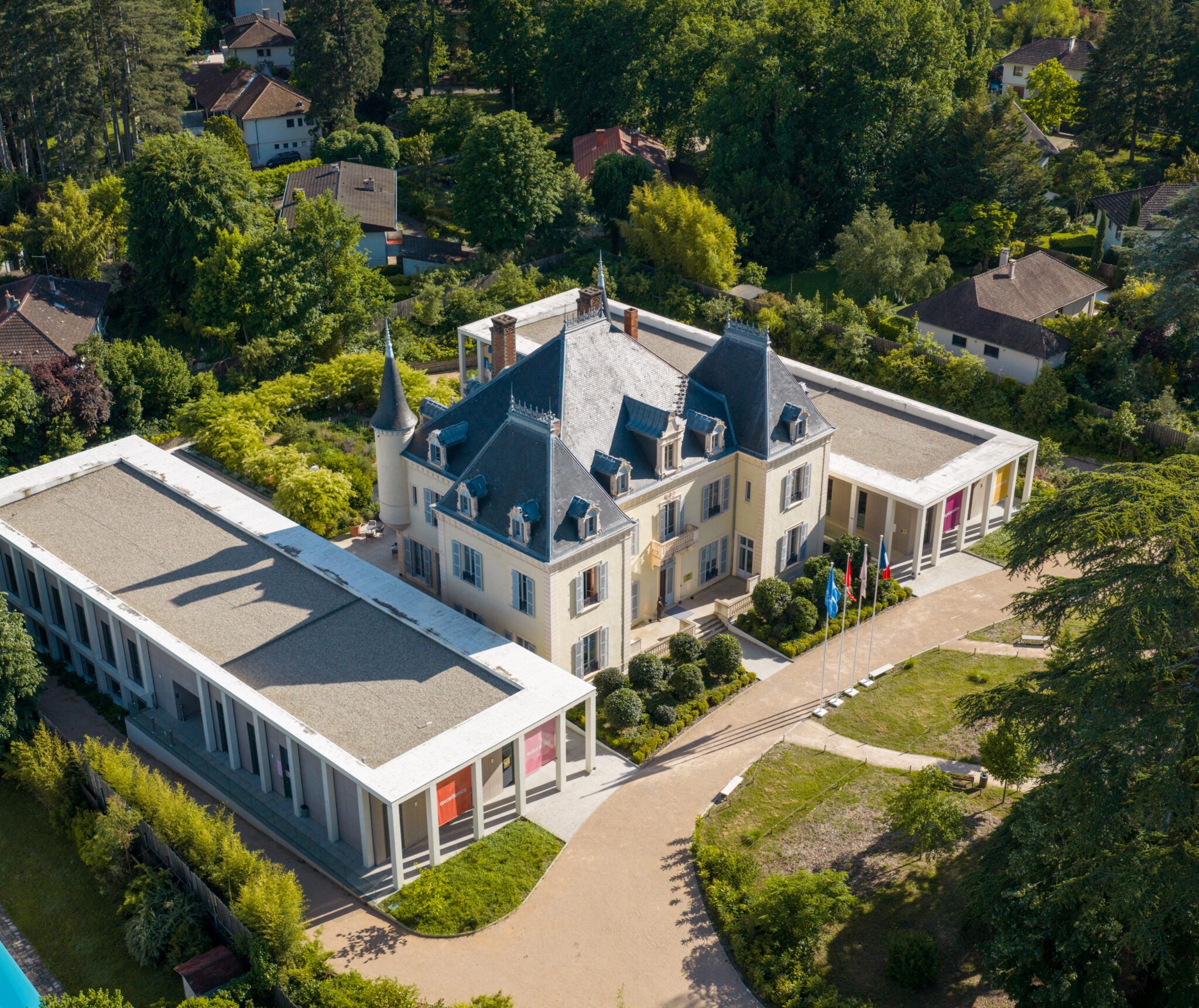 campus chateau roseraie ecully lyon