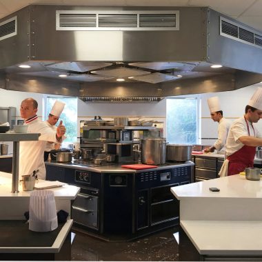 L’Institut Paul Bocuse devient la 1ère école française à recevoir une étoile Michelin pour son restaurant d’application